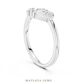Load image into Gallery viewer, Maylaya Gems interlocking hearts lab-grown diamond ring in white gold
