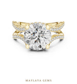 Load image into Gallery viewer, Maylaya Gems round open wave lab-grown diamond ring in yellow gold
