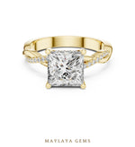 Load image into Gallery viewer, Maylaya Gems princess twisted pave lab-grown diamond ring in yellow gold
