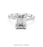 Load image into Gallery viewer, Maylaya Gems emerald curved gallery lab-grown diamond ring in white gold
