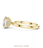 Load image into Gallery viewer, Maylaya Gems round diamond petal lab-grown diamond ring in yellow gold

