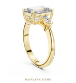 Load image into Gallery viewer, Maylaya Gems emerald baguette trilogy lab-grown diamond ring in yellow gold
