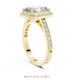 Load image into Gallery viewer, Maylaya Gems radiant halo lab-grown diamond ring in yellow gold
