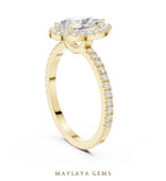 Load image into Gallery viewer, Maylaya Gems pear halo pavé lab-grown diamond ring in yellow gold
