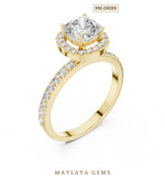 Load image into Gallery viewer, Maylaya Gems round cushion halo pavé lab-grown diamond ring in yellow gold
