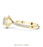 Load image into Gallery viewer, Maylaya Gems round cushion halo pavé lab-grown diamond ring in yellow gold
