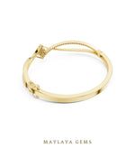 Load image into Gallery viewer, Maylaya Gems lab-grown diamond bracelet in yellow gold

