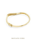 Load image into Gallery viewer, Maylaya Gems lab-grown diamond bracelet in yellow gold
