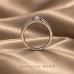 Load image into Gallery viewer, 9K Gold 0.3 ct Emerald Diamond Bezel Ring — F003
