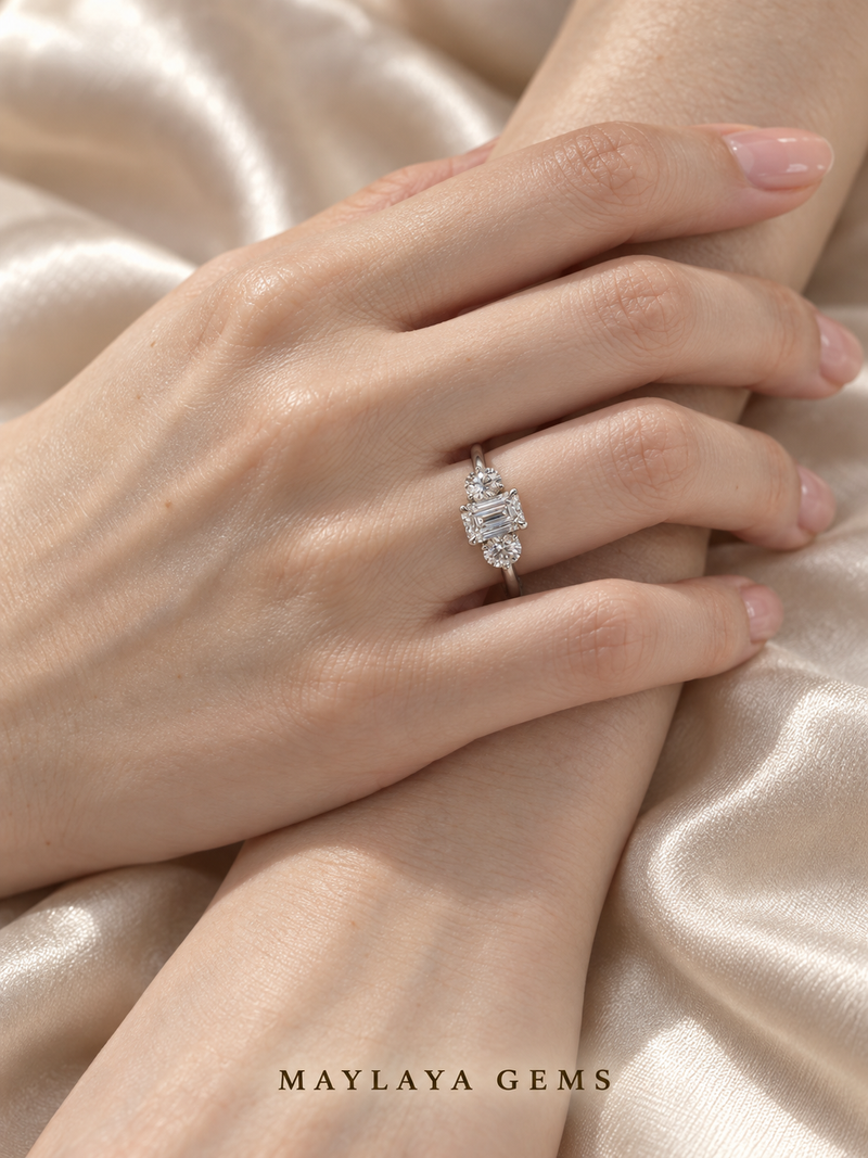 Maylaya Gems JF01A ring on a female model hand