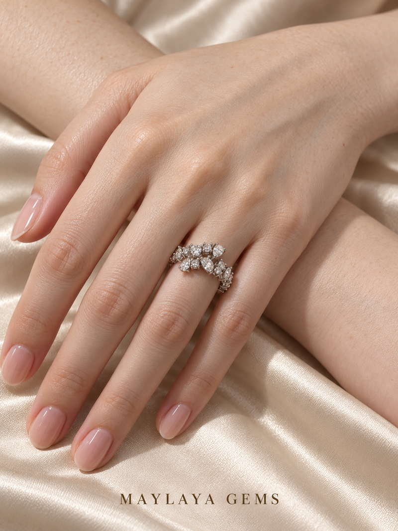 Maylaya Gems JF06A ring on a female model hand