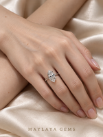 Load image into Gallery viewer, Maylaya Gems M01A ring on a female model hand
