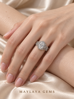 Load image into Gallery viewer, Maylaya Gems M060A ring on a female model hand
