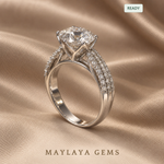 Load image into Gallery viewer, 9K Gold 3.02 ct Round Diamond Ring — M083B
