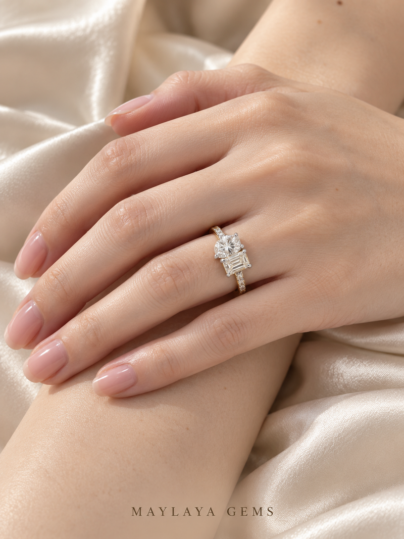 Maylaya Gems M165 ring on a female model hand
