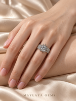 Load image into Gallery viewer, Maylaya Gems M196 ring on a female model hand
