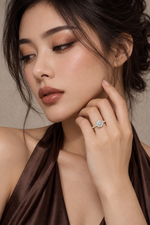Load image into Gallery viewer, Maylaya Gems Yellow Gold 9K Round 2.01ct Lab-Grown Diamond Halo Ring — M028 — AI-generated young adult model in eveningwear / ภาพจำลองนางแบบสวมเครื่องประดับด้วย AI
