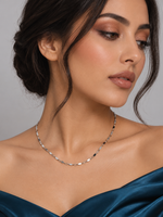 Load image into Gallery viewer, Maylaya Gems 18K Gold Chain — JF028 — AI-generated young adult model in eveningwear / ภาพจำลองนางแบบสวมเครื่องประดับด้วย AI
