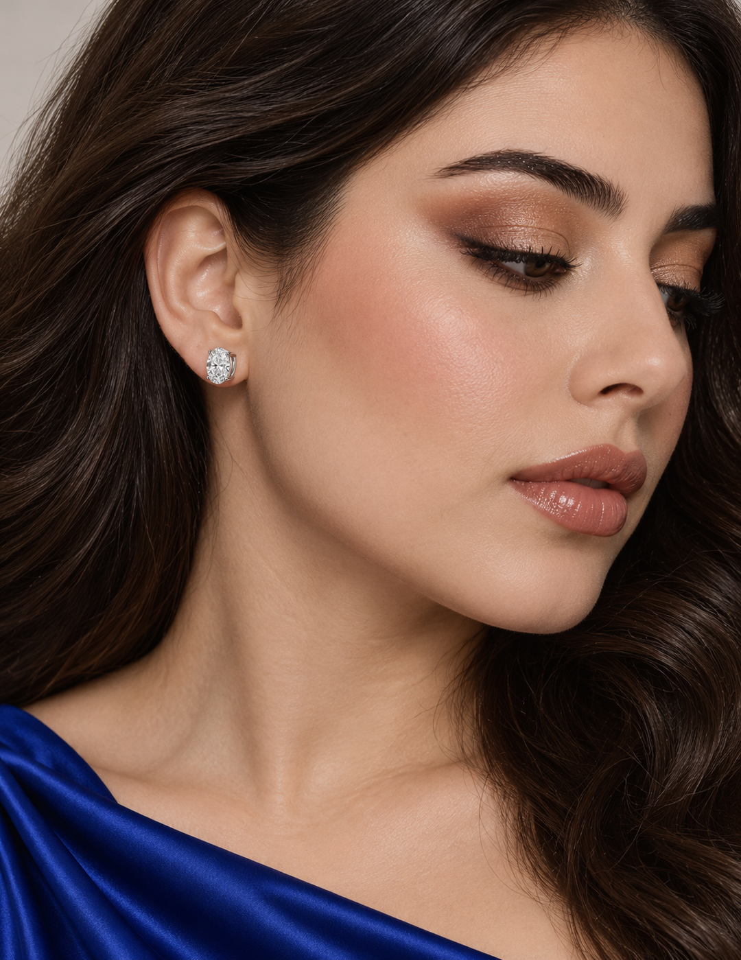 Maylaya Gems 9K Gold 0.5 ct Oval Diamond Stud Earrings — SPS3 — AI-generated young adult model in eveningwear / ภาพจำลองนางแบบสวมเครื่องประดับด้วย AI