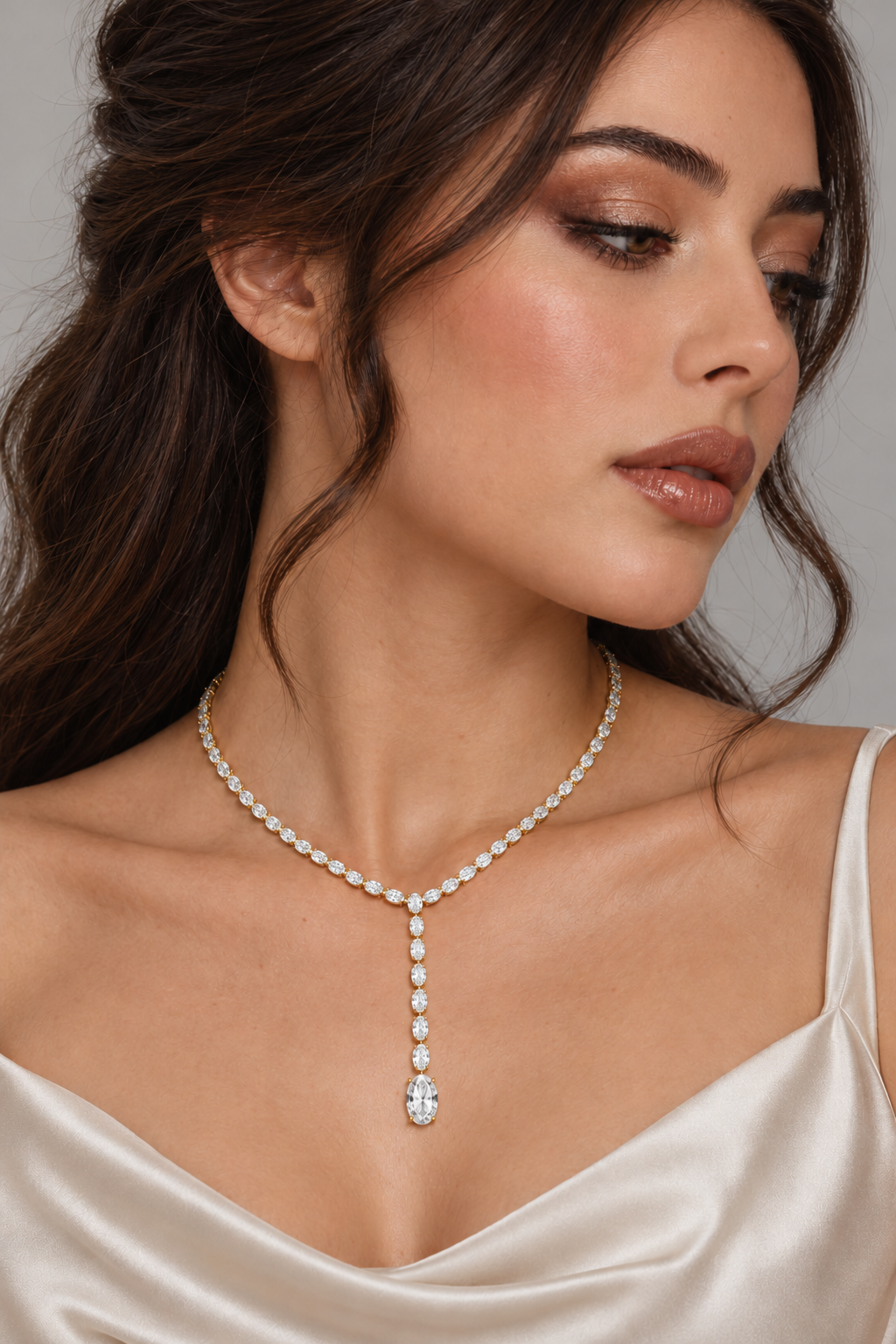 Maylaya Gems 15.4 ct Oval Lab-Grown Diamond Necklace — AI-generated young adult model in eveningwear / ภาพจำลองนางแบบสวมเครื่องประดับด้วย AI