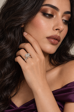 Load image into Gallery viewer, Maylaya Gems 9K Gold 9.3 ct Round Lab-Grown Diamond Solitaire Ring — M191 — AI-generated young adult model in eveningwear / ภาพจำลองนางแบบสวมเครื่องประดับด้วย AI
