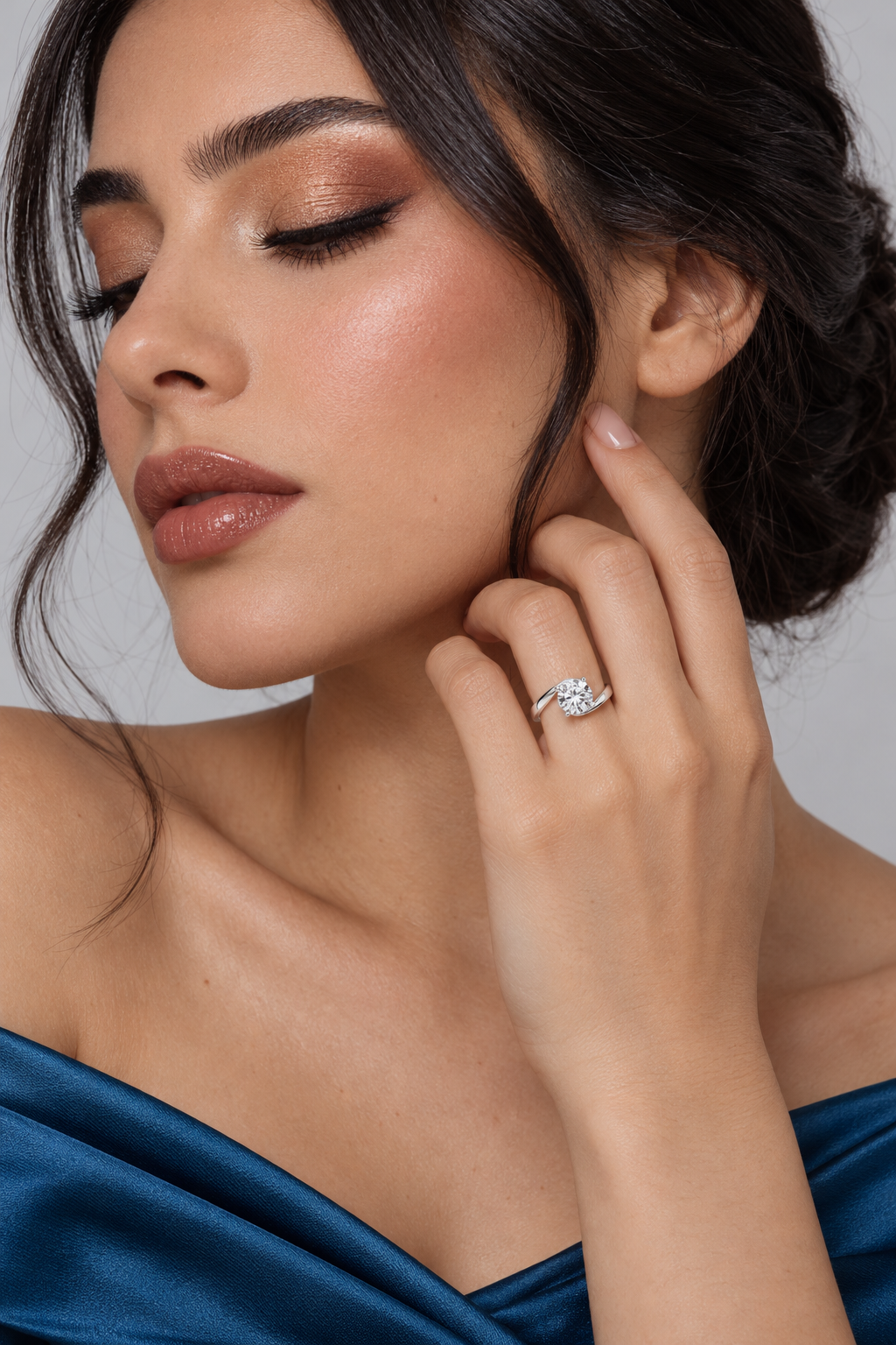 Maylaya Gems 1 ct Round Lab-Grown Diamond Ring - LR-0023 — AI-generated young adult model in eveningwear / ภาพจำลองนางแบบสวมเครื่องประดับด้วย AI