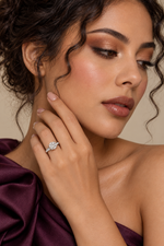 Load image into Gallery viewer, Maylaya Gems 1.118 ct Round Lab-Grown Diamond Ring - LR-0038 — AI-generated young adult model in eveningwear / ภาพจำลองนางแบบสวมเครื่องประดับด้วย AI

