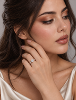Load image into Gallery viewer, Maylaya Gems 1.016 ct Round Lab-Grown Diamond Ring - LR-0044 — AI-generated young adult model in eveningwear / ภาพจำลองนางแบบสวมเครื่องประดับด้วย AI
