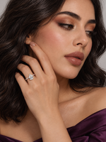 Load image into Gallery viewer, Maylaya Gems 9K Gold 1 ct Pear Diamond Ring — M202 — AI-generated young adult model in eveningwear / ภาพจำลองนางแบบสวมเครื่องประดับด้วย AI
