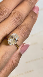 Load and play video in Gallery viewer, Maylaya Gems N12 jewelry shown on hand - silent 1080p video
