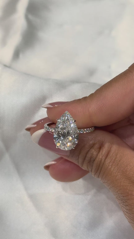 Maylaya Gems MG1 jewelry shown on hand - silent 1080p video