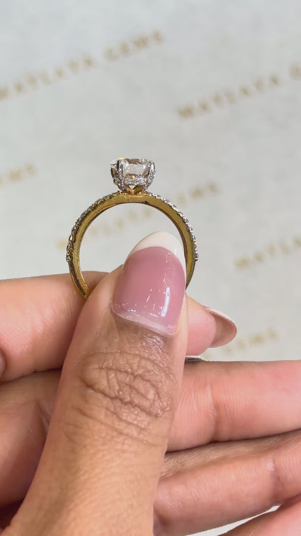 Maylaya Gems STK14 jewelry shown on hand - silent 1080p video