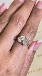 Load and play video in Gallery viewer, Maylaya Gems RGJ036 / STK124 jewelry shown on hand - silent 1080p video
