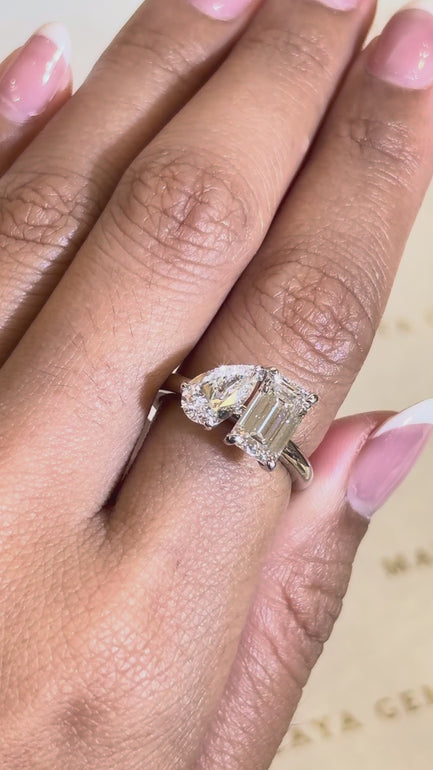 Maylaya Gems RGJ036 / STK124 jewelry shown on hand - silent 1080p video