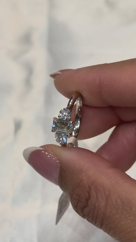 Maylaya Gems JF01A jewelry shown on hand - silent 1080p video