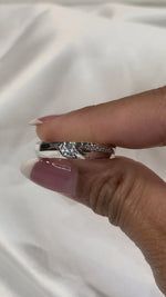 Load and play video in Gallery viewer, Maylaya Gems F011 jewelry shown on hand - silent 1080p video
