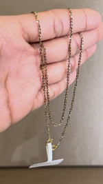Load and play video in Gallery viewer, Maylaya Gems JF021 jewelry shown on hand - silent 1080p video
