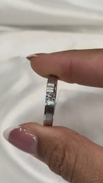 Load and play video in Gallery viewer, Maylaya Gems F009 jewelry shown on hand - silent 1080p video
