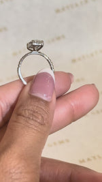 Load and play video in Gallery viewer, Maylaya Gems M093 jewelry shown on hand - silent 1080p video
