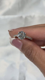 Load and play video in Gallery viewer, Maylaya Gems M037 jewelry shown on hand - silent 1080p video
