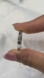 Load and play video in Gallery viewer, Maylaya Gems F004 jewelry shown on hand - silent 1080p video
