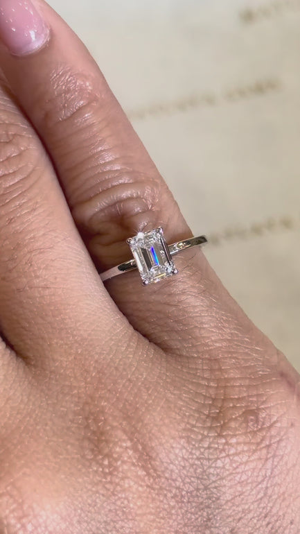 Maylaya Gems M02C jewelry shown on hand - silent 1080p video