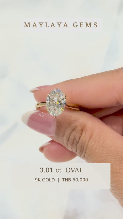 Maylaya Gems MS01 jewelry shown on hand - silent 1080p video