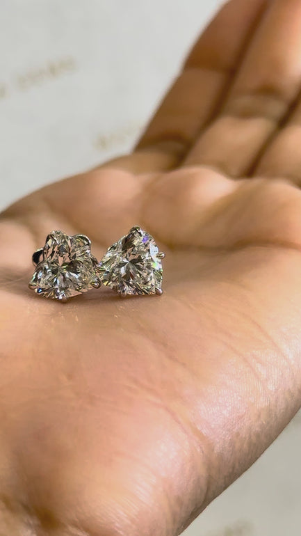 Maylaya Gems STK3 jewelry shown on hand - silent 1080p video